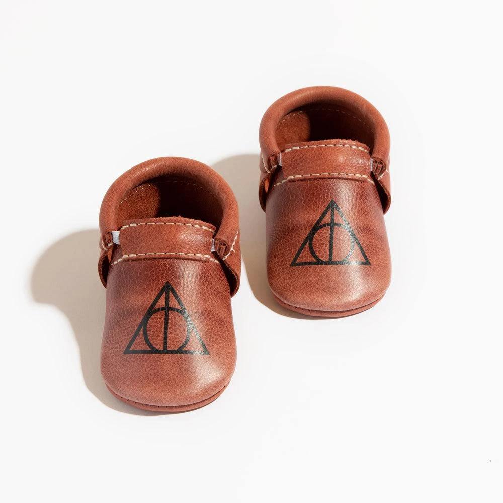 Deathly Hallows™ City Baby Shoe 1 Deathly Hallows™ City Baby Shoe