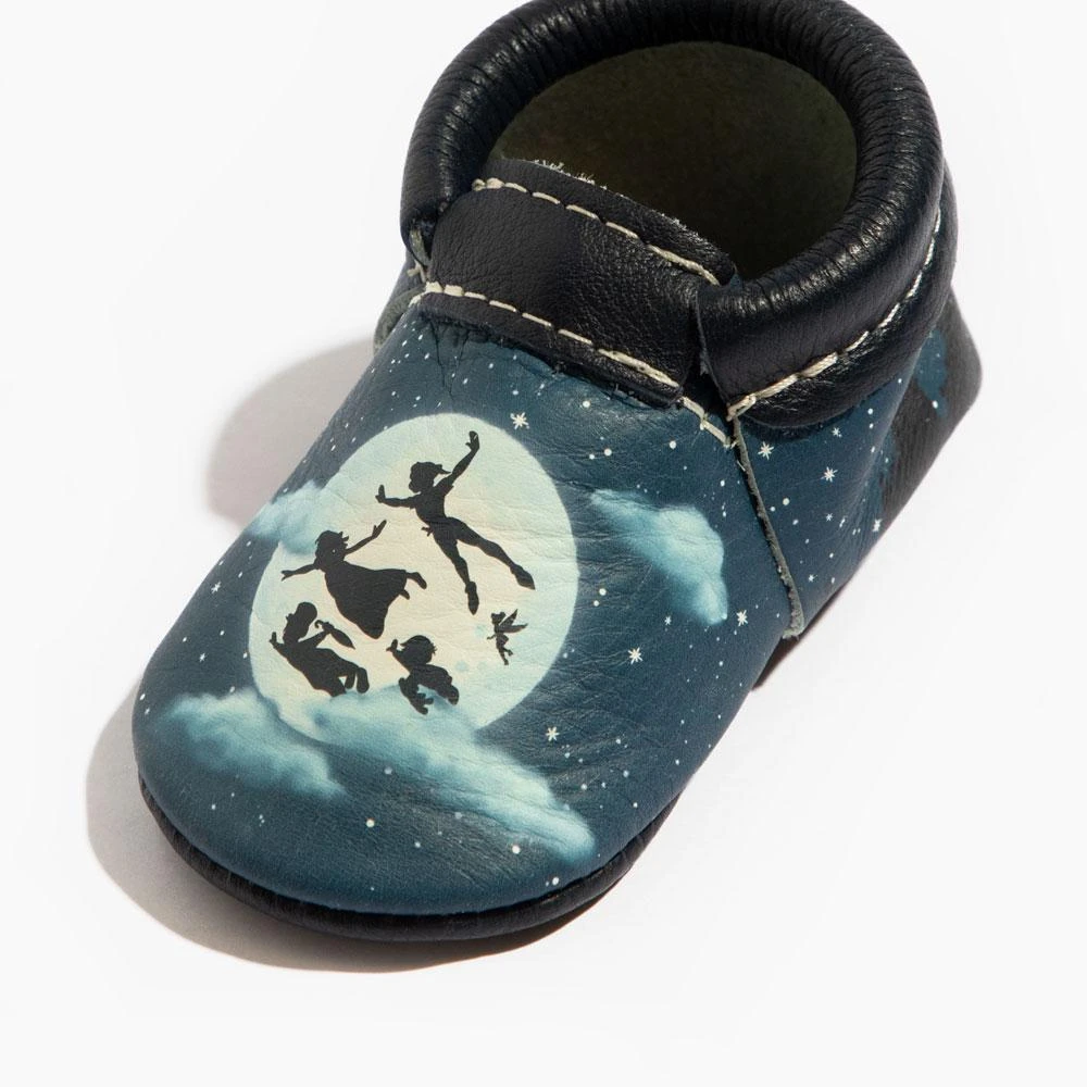 Flight To Neverland City Baby Shoe 2 Flight To Neverland City Baby Shoe - Image 2