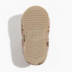 The Boy Who Lived™ City Baby Shoe -Carter’s Store HarryPotterCityMocc 5 411dc26e 185c 4368 b98b 3057e1acddf6